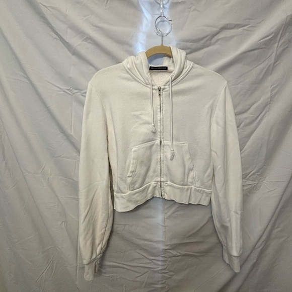 Bundle of 3 cropped front zip hoodies! - Picture 7 of 8